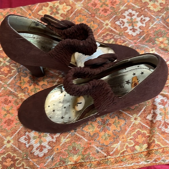 Anne Michelle CHOCOLATE BROWN COQUETTE HEELS - Picture 5 of 5